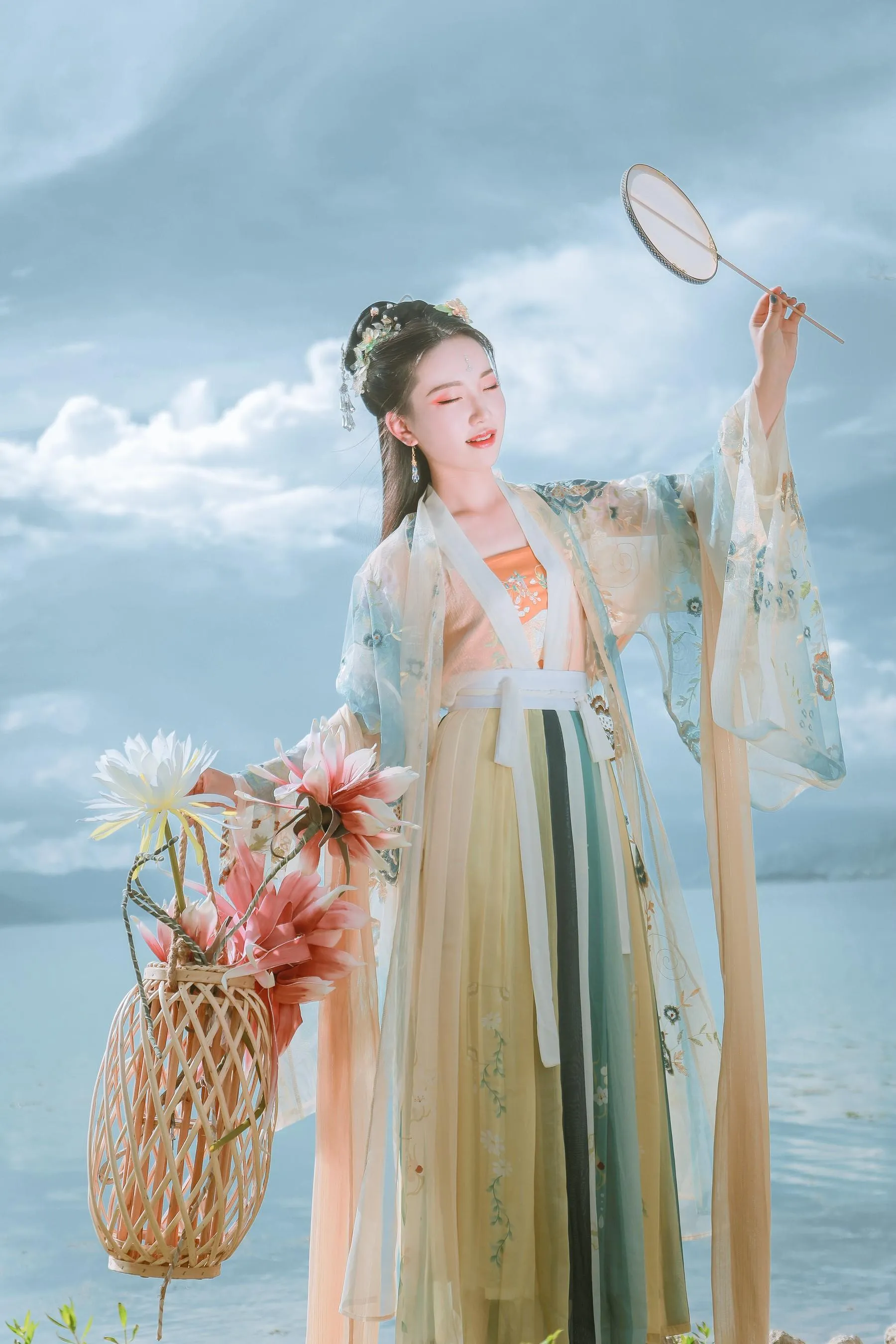 [YITUYU艺图语]2022.01.29 清水出芙蓉 Julie [23P]插图3